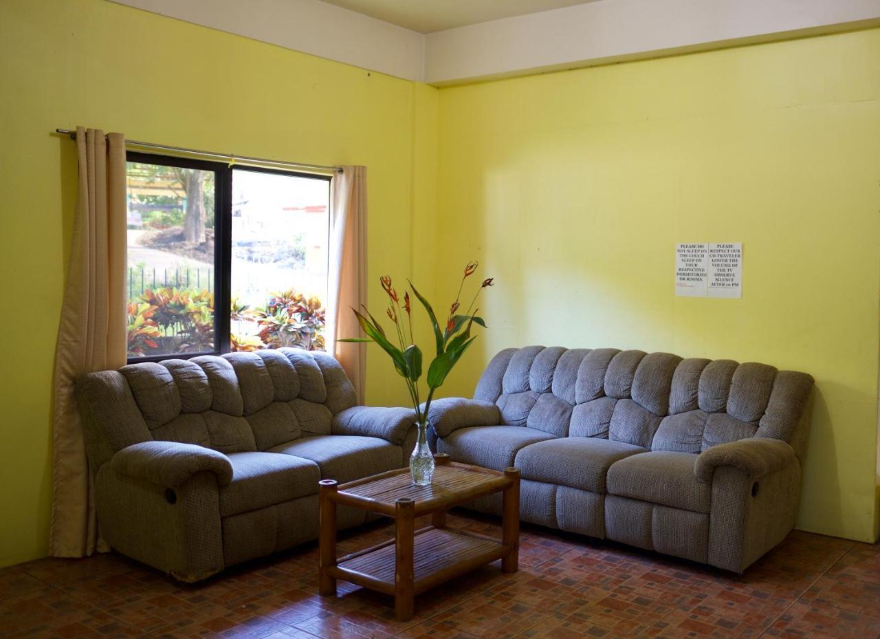 Fat Monkey Hostel Đảo Đảo Coron Ngoại thất bức ảnh